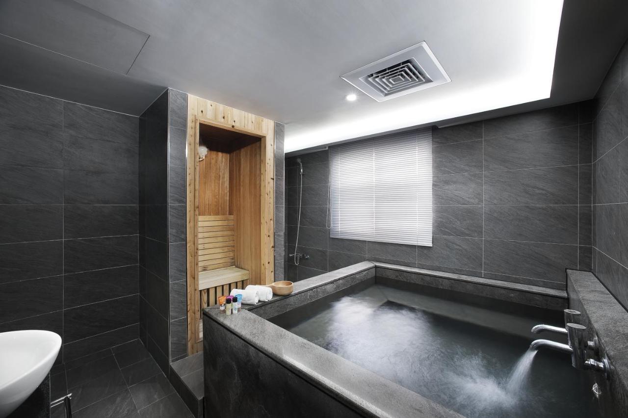 ג'יאושי One Fukun Hotel מראה חיצוני תמונה